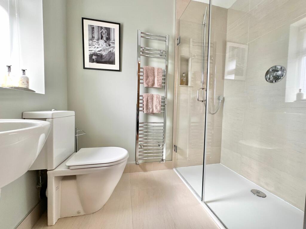 Ensuite