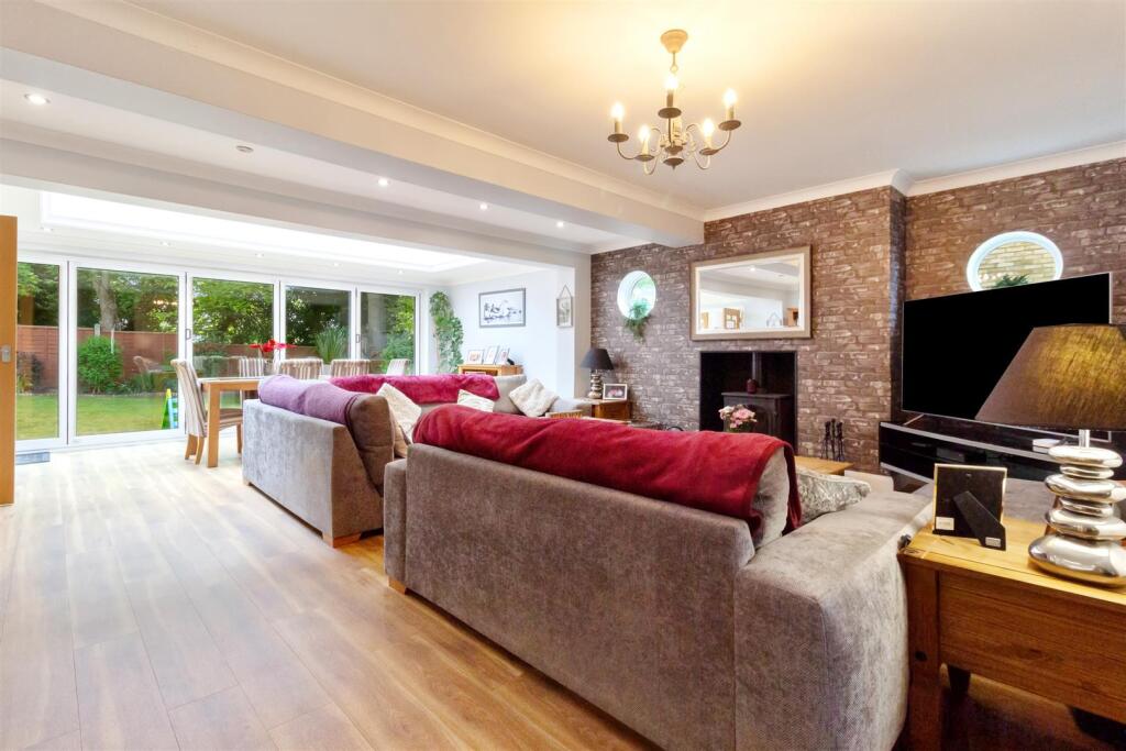 Longlands 20-006.jpg