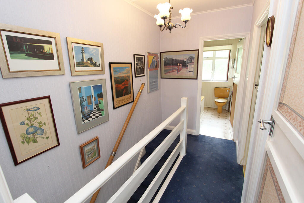 First Floor Landi...