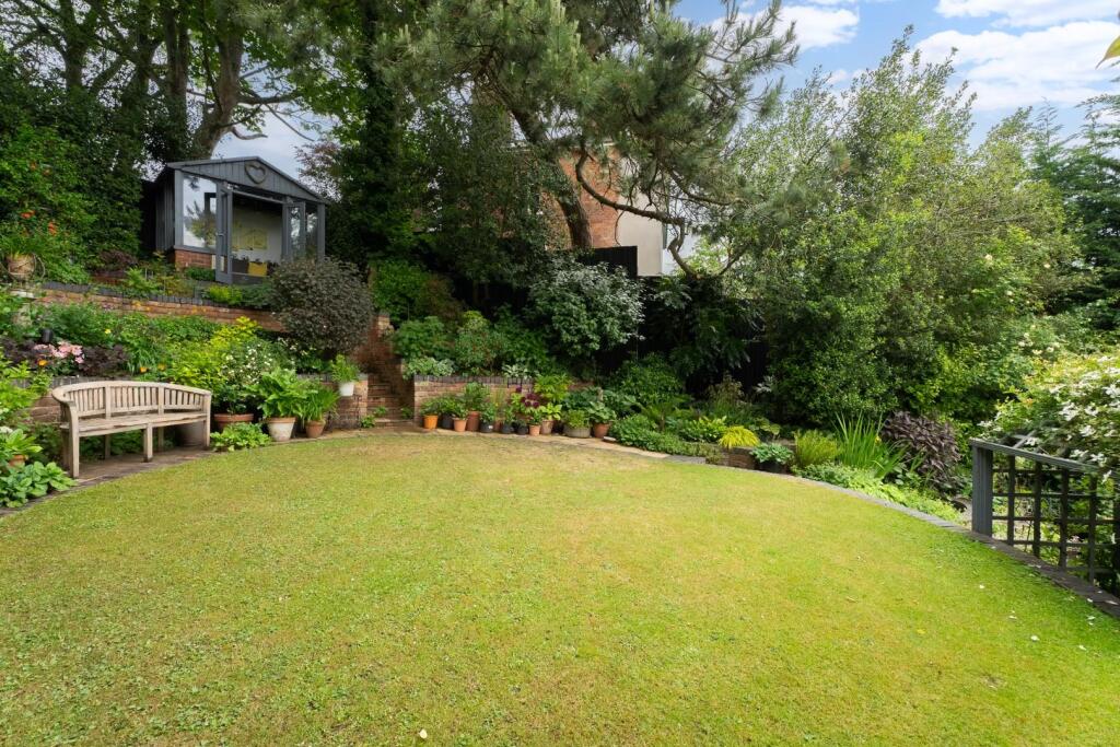 Vicarage Road-29.jpg