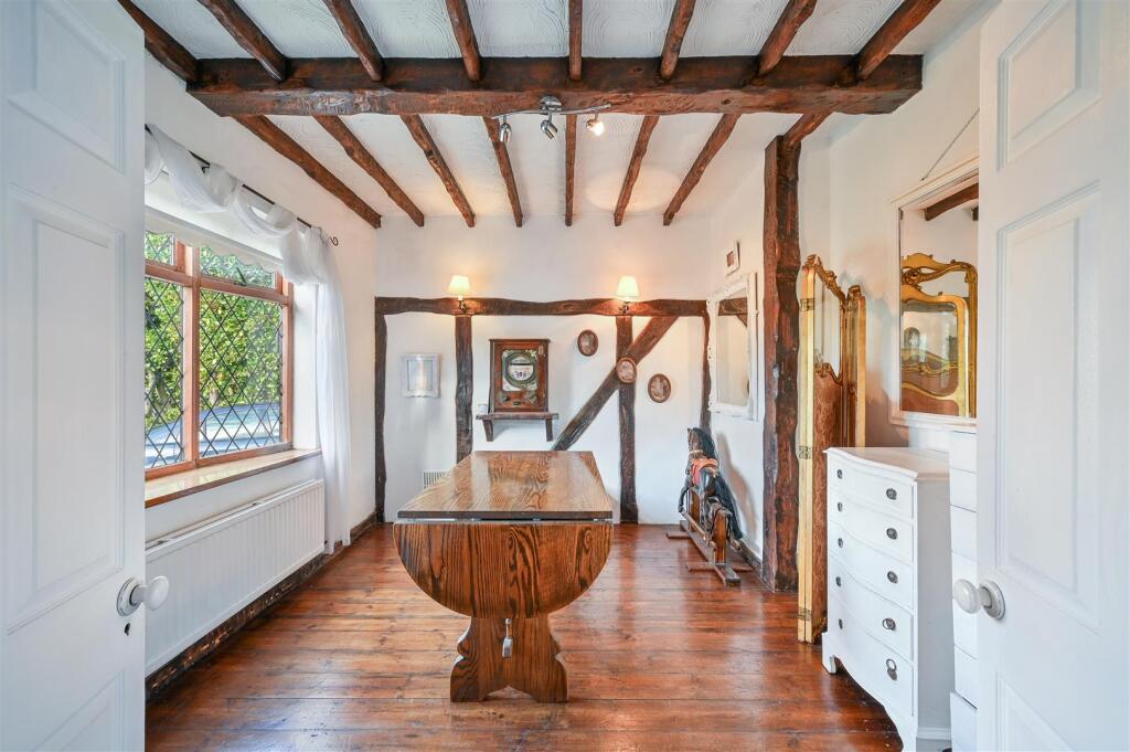 LONGDOWN LANE,  (5).jpg