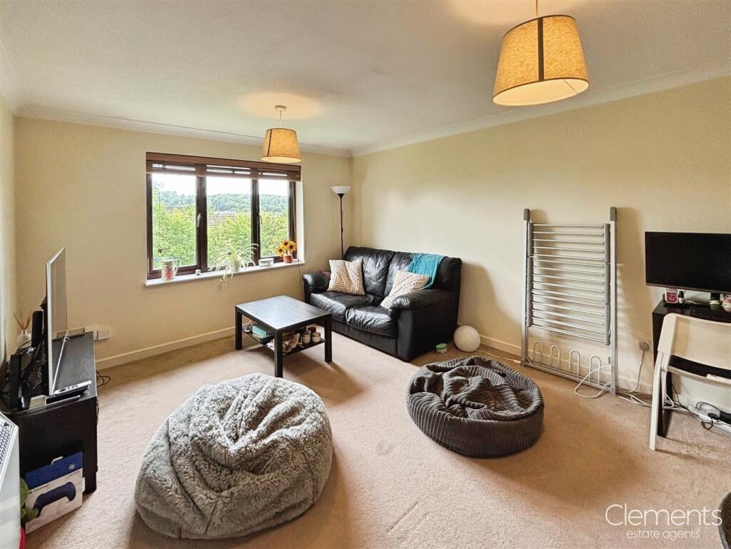 3e80faa4-Photo 205-22-25 2C 2012 2032 2010.jpg