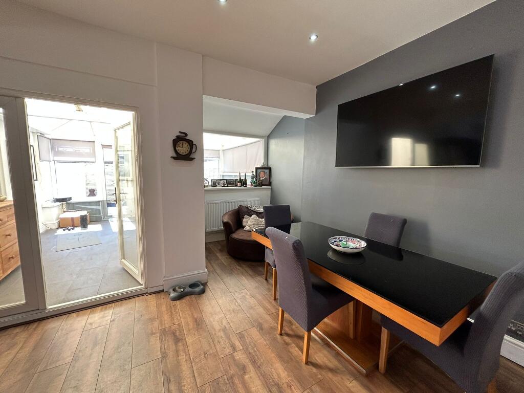 PHOTO-2025-05-10-12-00-44 3