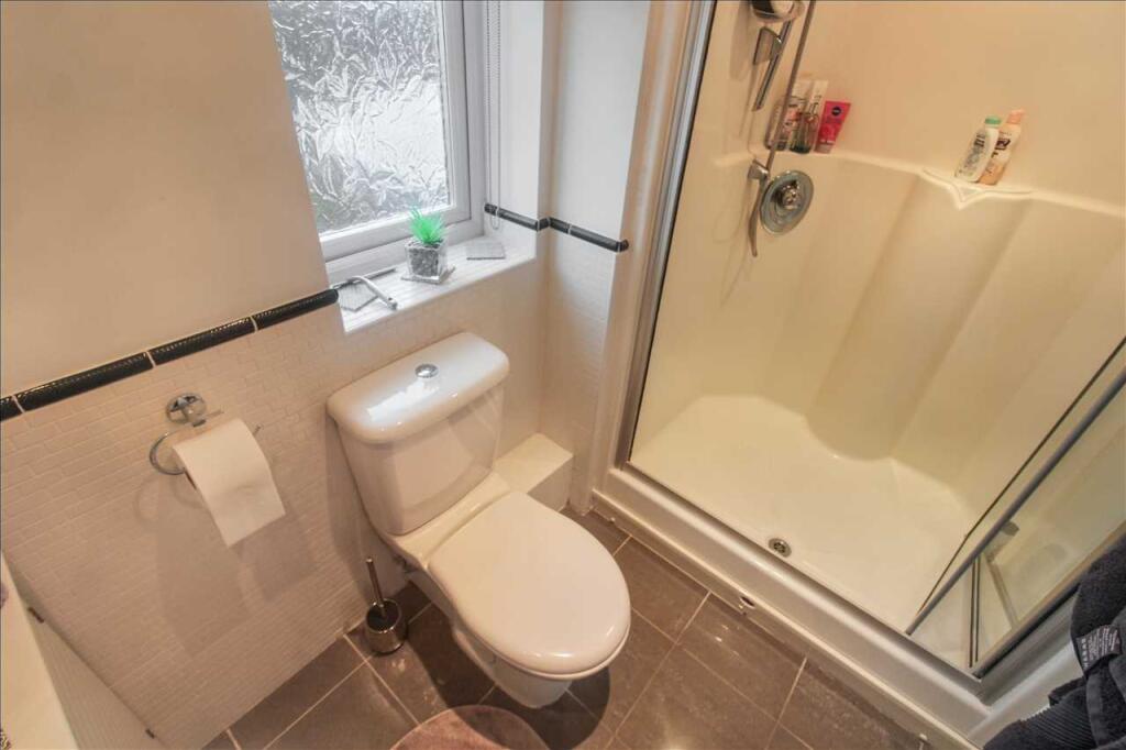 En Suite Shower Room