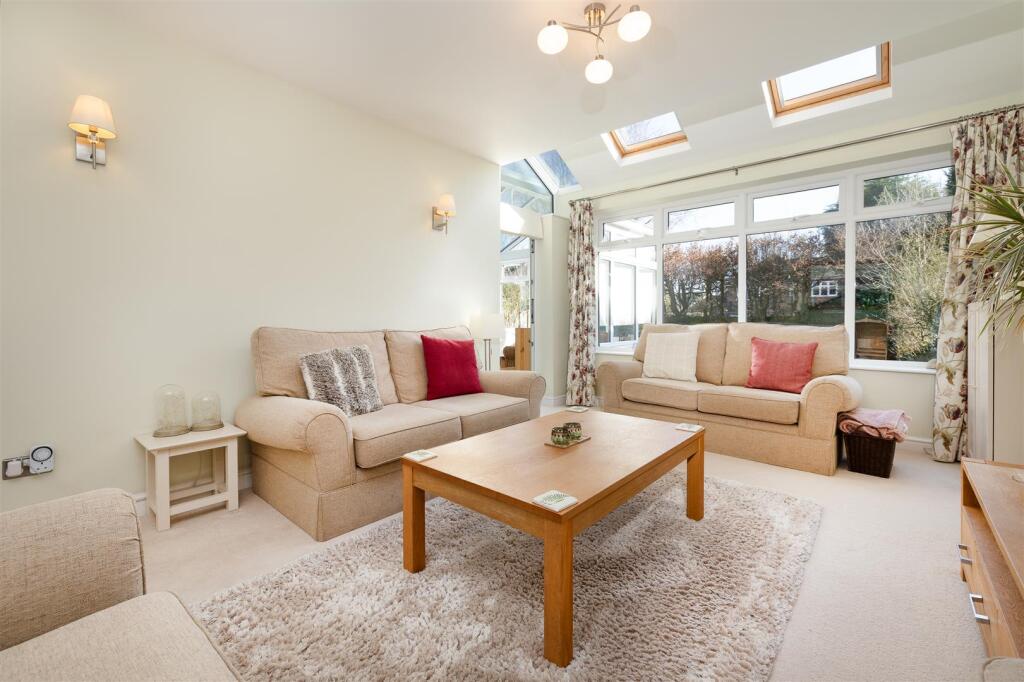 42 Highfields Close, Ashby