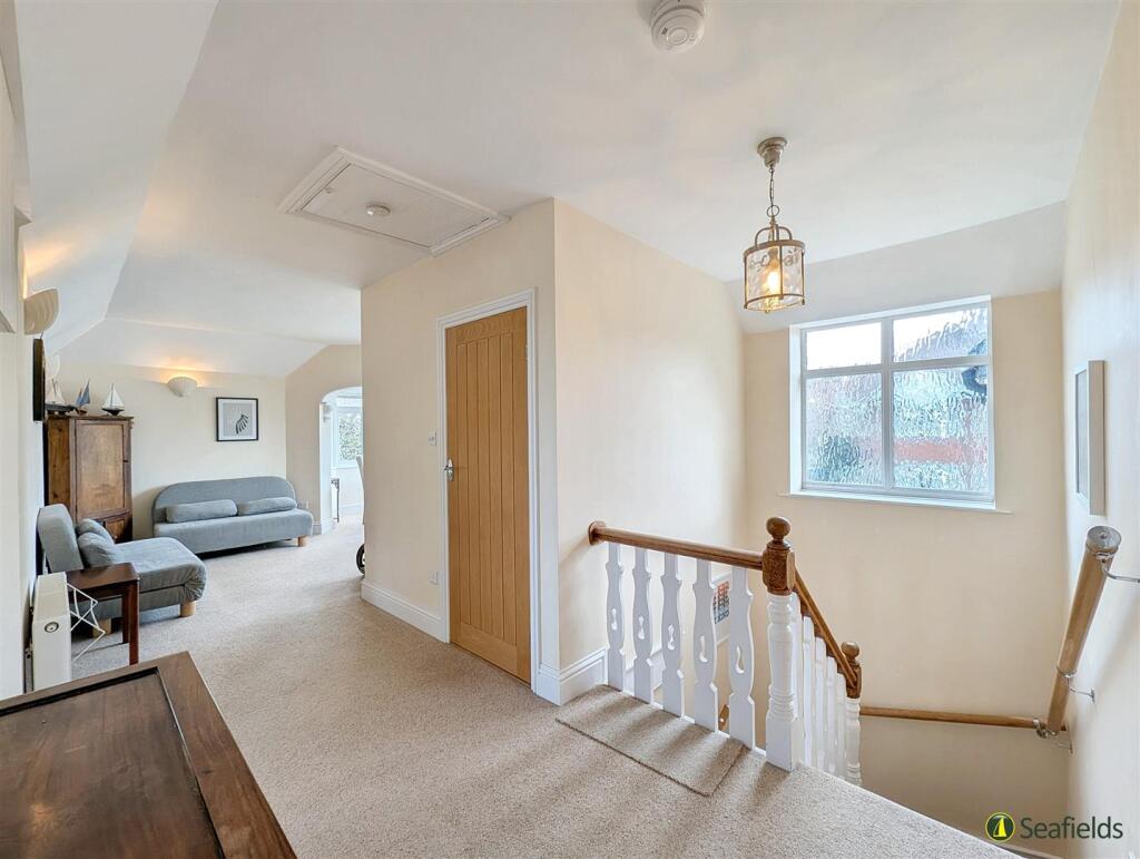 First Floor Landing.jpg