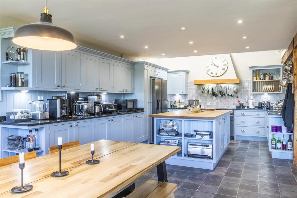 Sitting Room / Dining Room / Kitchen