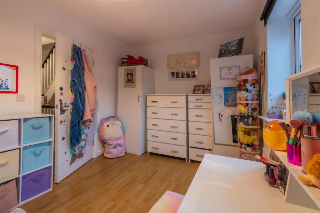 bed 2 a.jpg