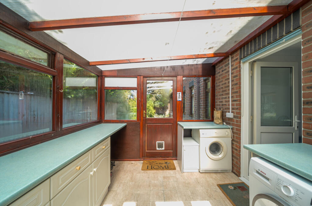 1306507-3-6849b47...