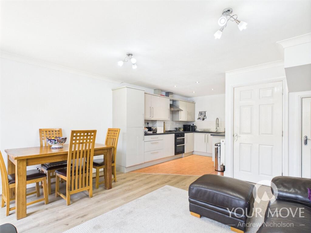 Kitchen/Diner/Family