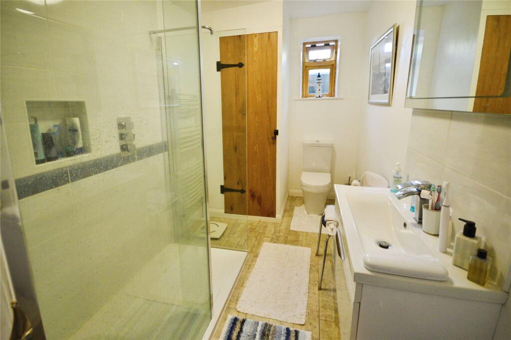 Family Shower Room