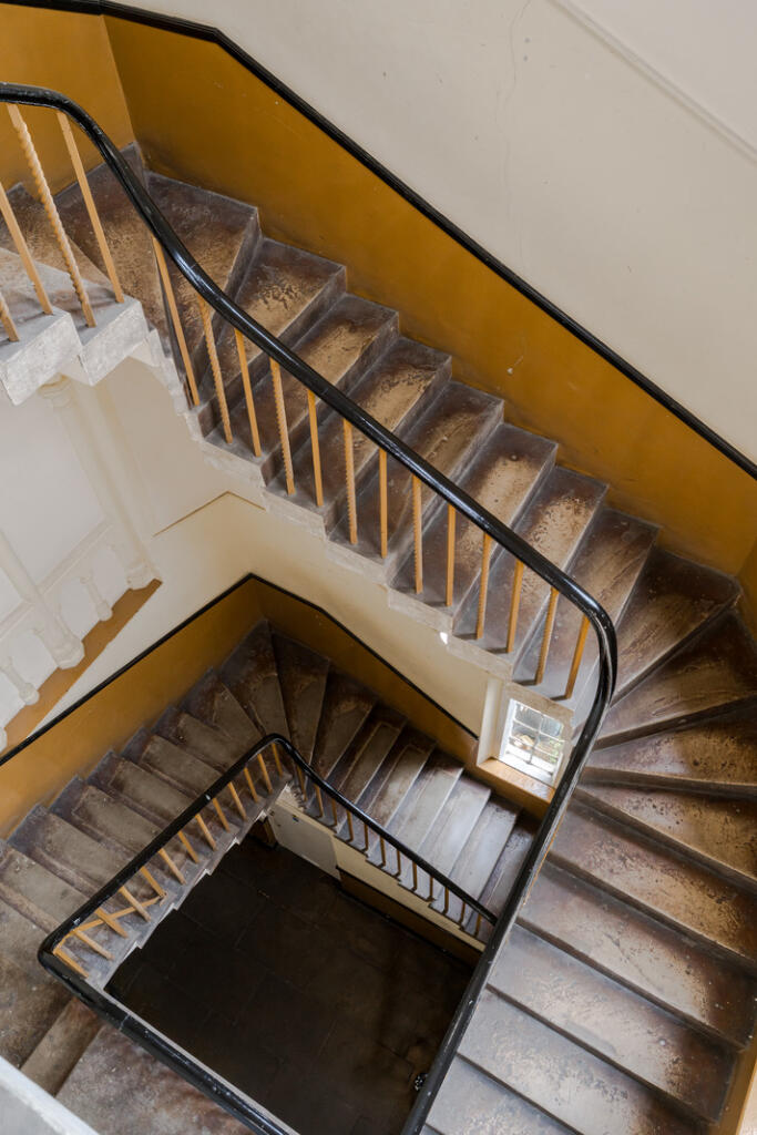 278850 - Flat 2, Royal Victoria Patriotic Build...