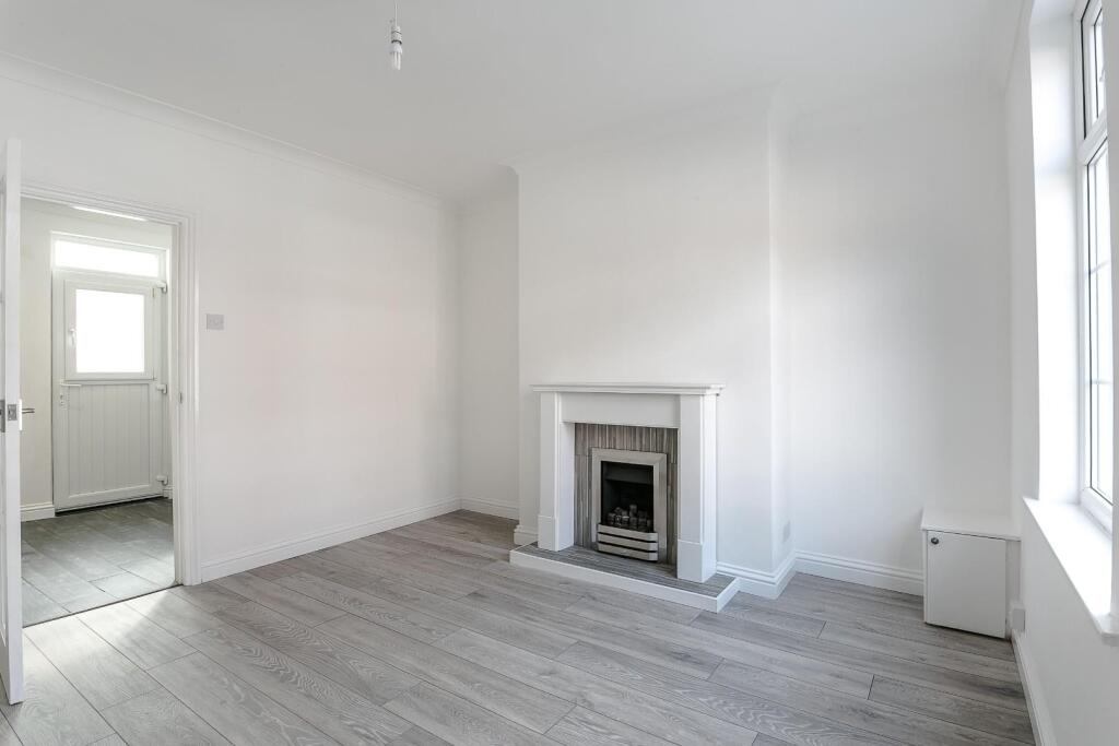 2 Regent Mount-4305.jpg