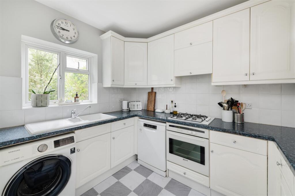 Elmshaw road, SW15 Hi-12.jpg