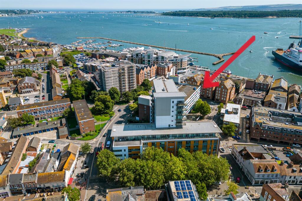 Aerial with pointer 2.JPG