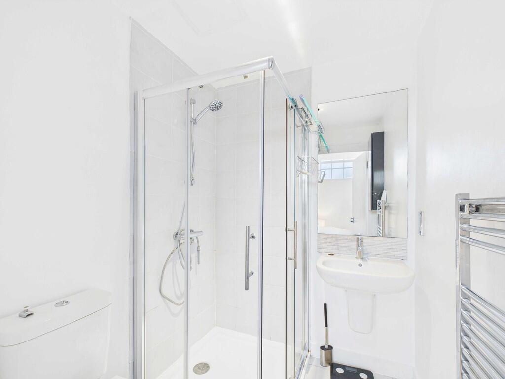 CAM03741G0-PR0066...