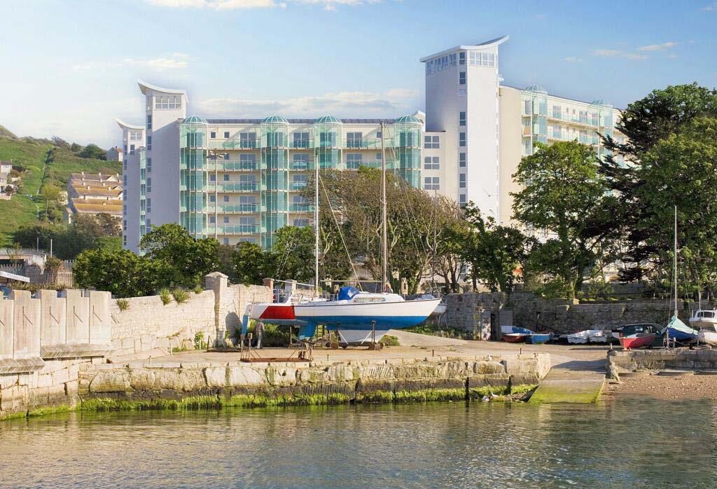 Ocean View Front.jpg