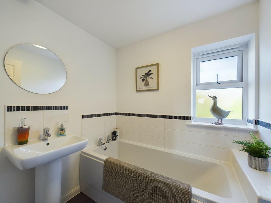 CAM01452G0-PR0128...