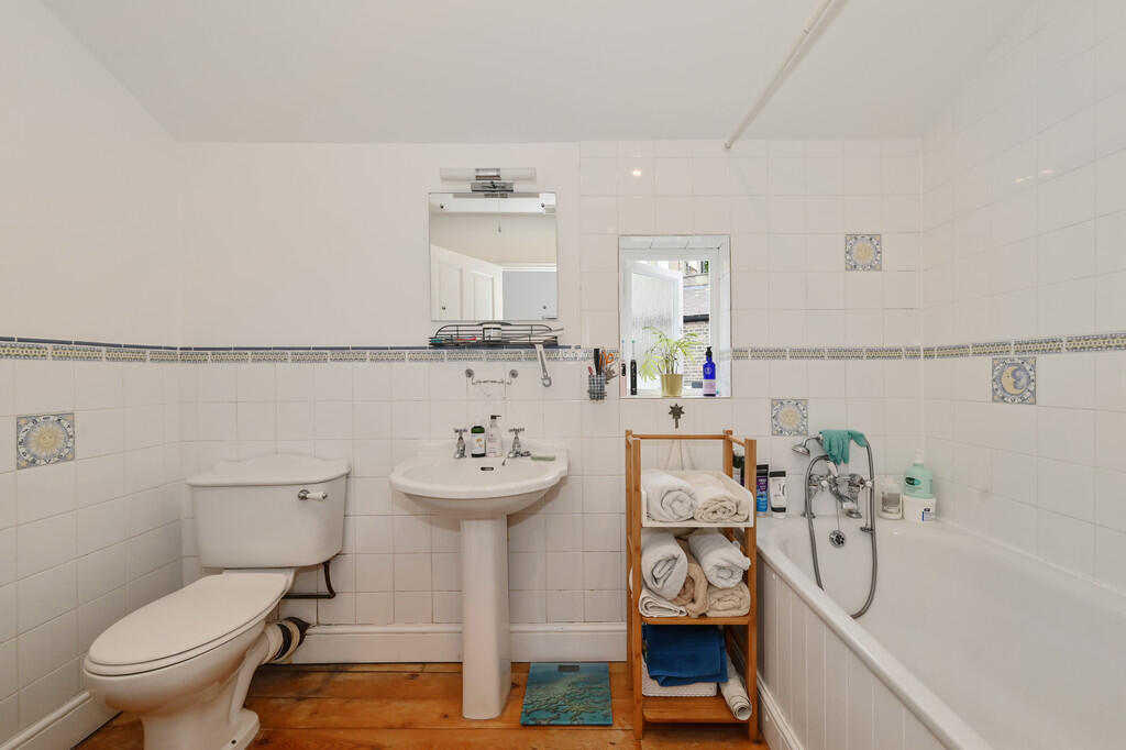 37-Lauriston-Road...