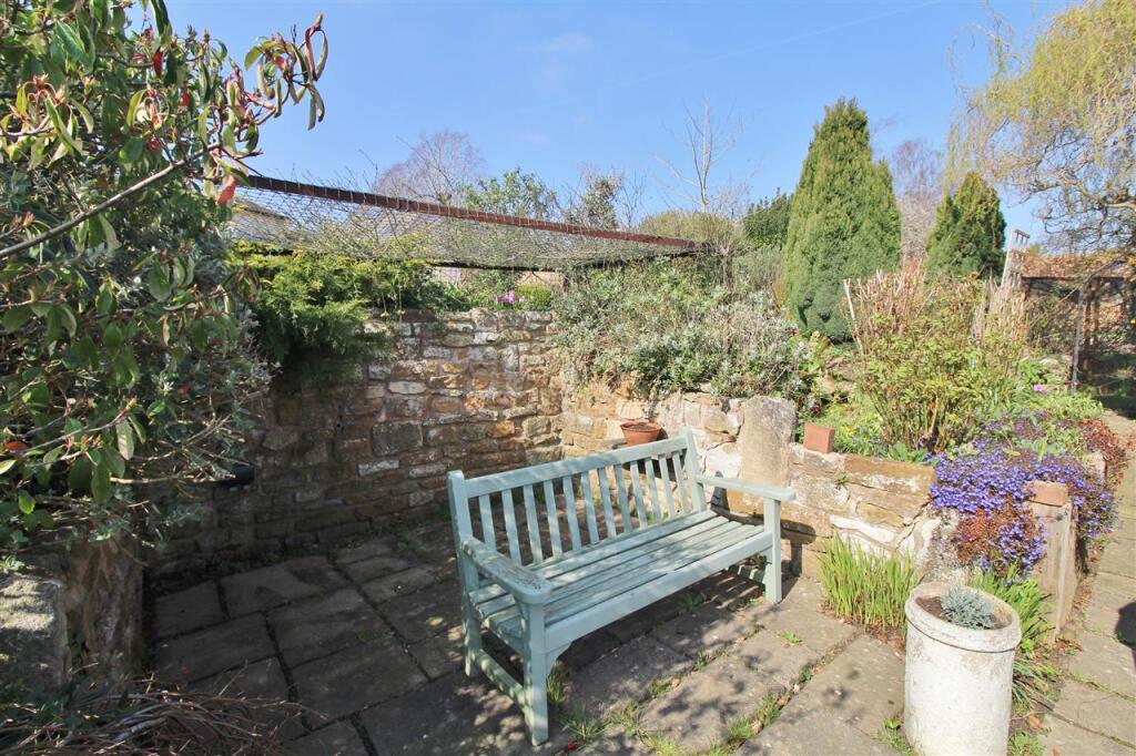 NOOK - BBQ AREA