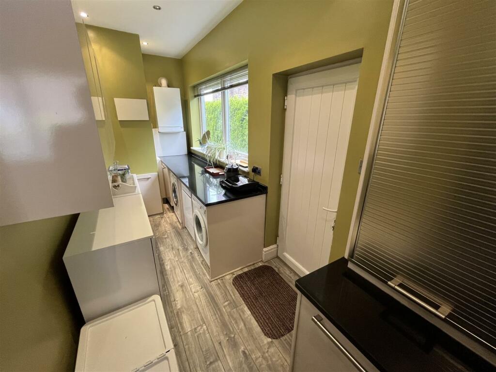 Breakfast Kitchen Aspect 4