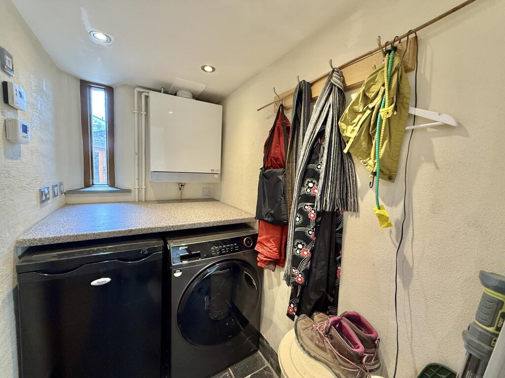 Utility/Boot Room