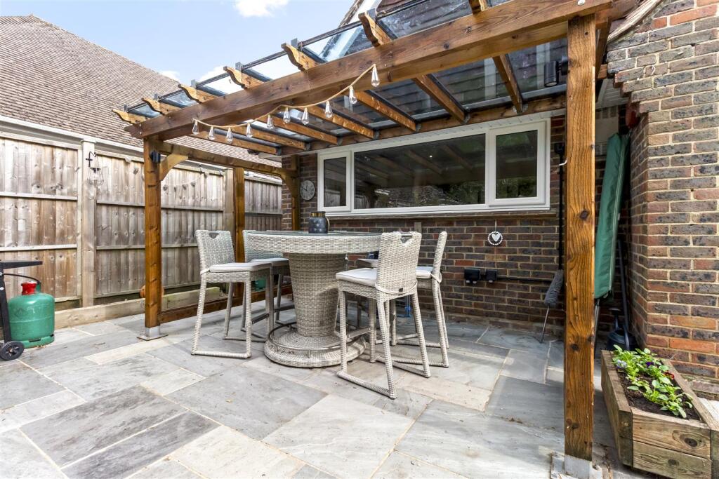97 Aldsworth Avenue-014.JPG