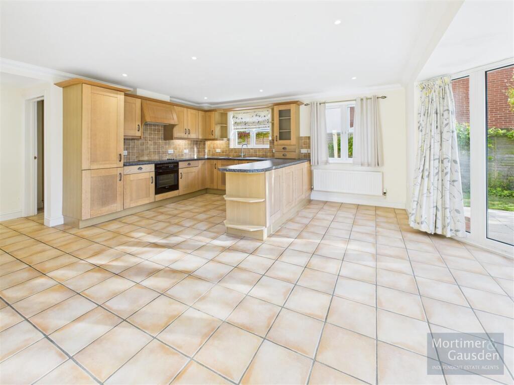 Kitchen/Family Room