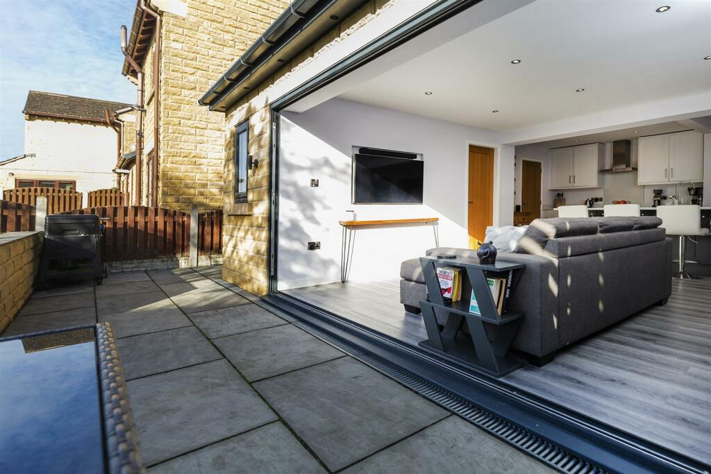 Bramleys Estate Agents - Chadwick Hall Gardens - M