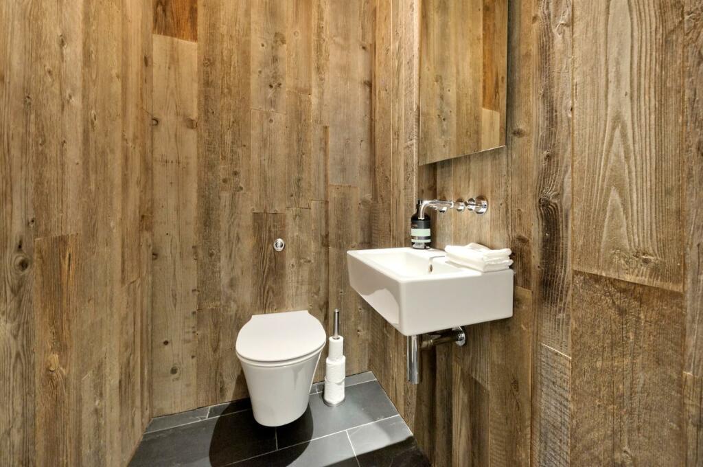 fff@83 great titchfield st-8443.jpg