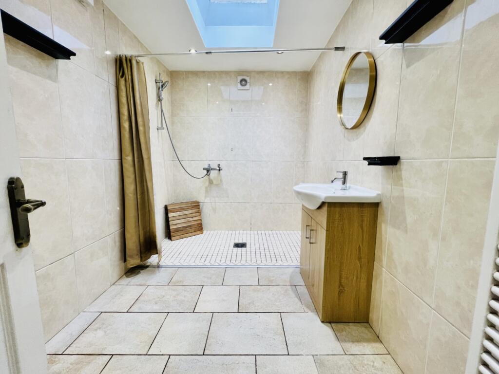 Shower Room General
