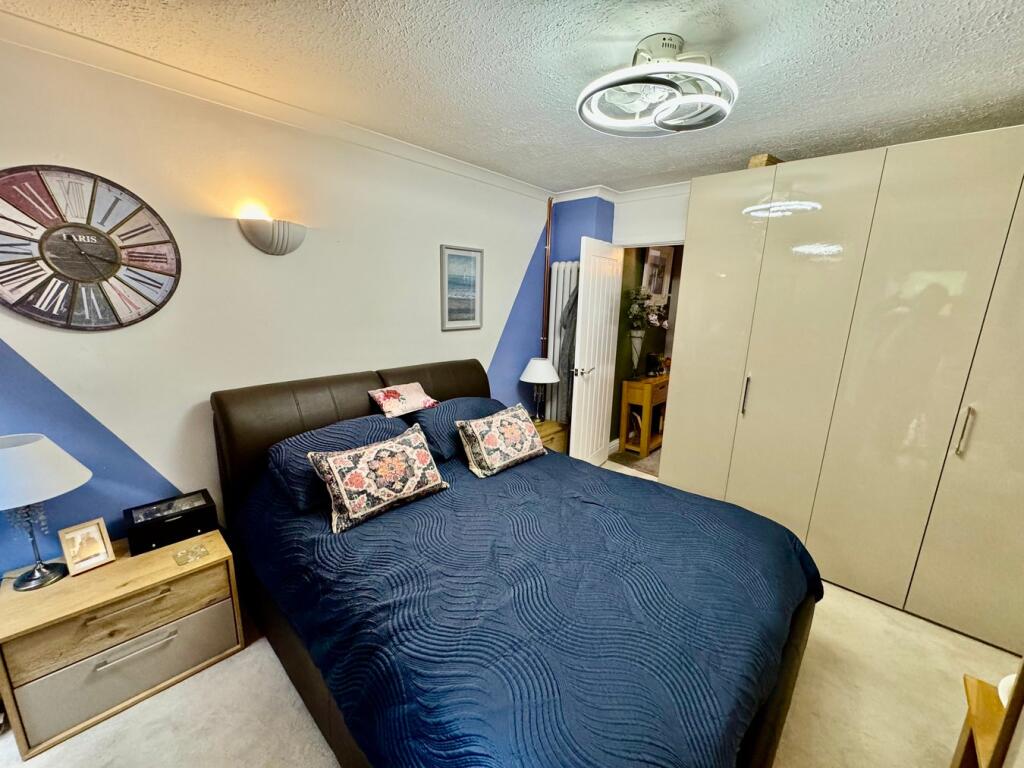 AnnexMaster Bedroom
