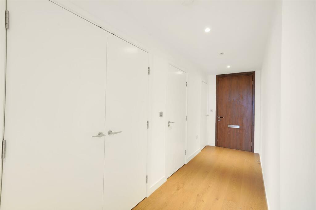 Apartment 3702, Hampton Tower - QTrialNgp7LDf20ii6