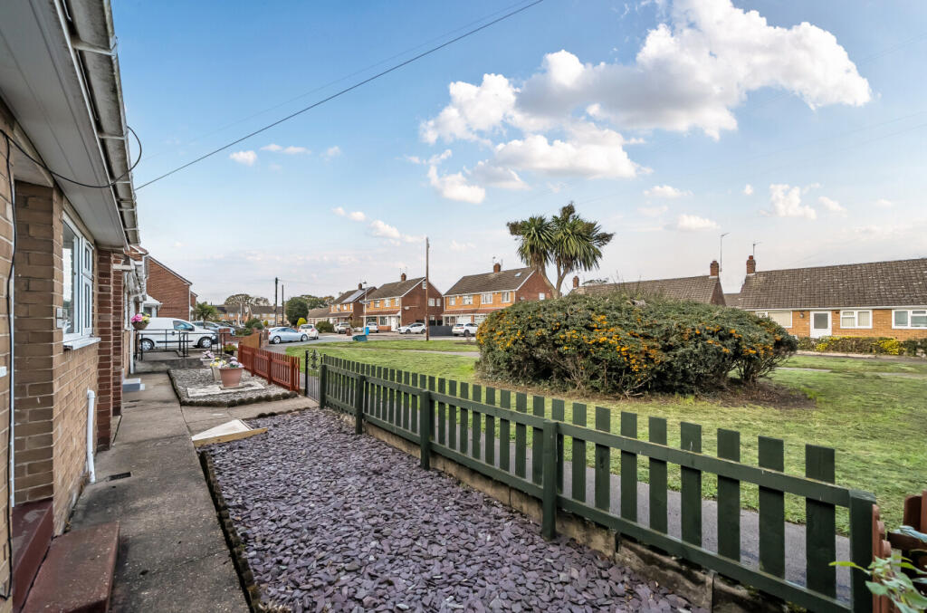 1373304-2-68fb8b3...