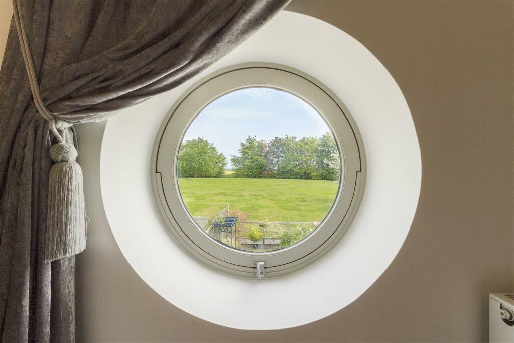 3 Poplars Yard, Shuttington