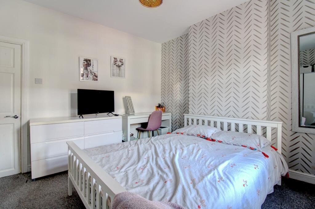 Bedroom One (alt view)