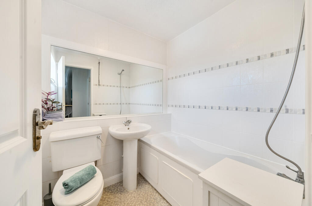 131806114686259fd6a993