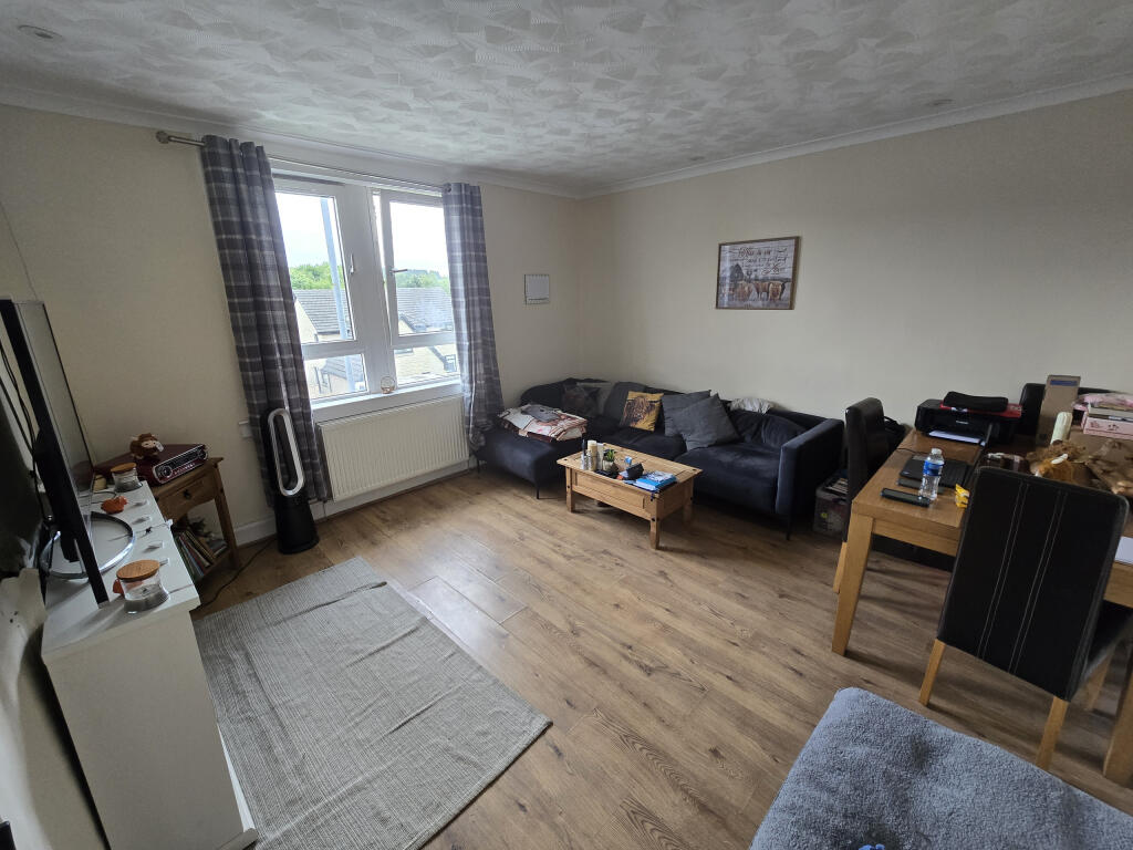 2. Lounge