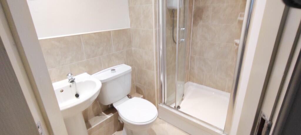 En-suite new