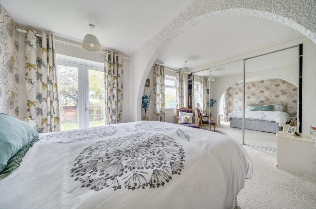 1361416-15-68dd647bc65fc