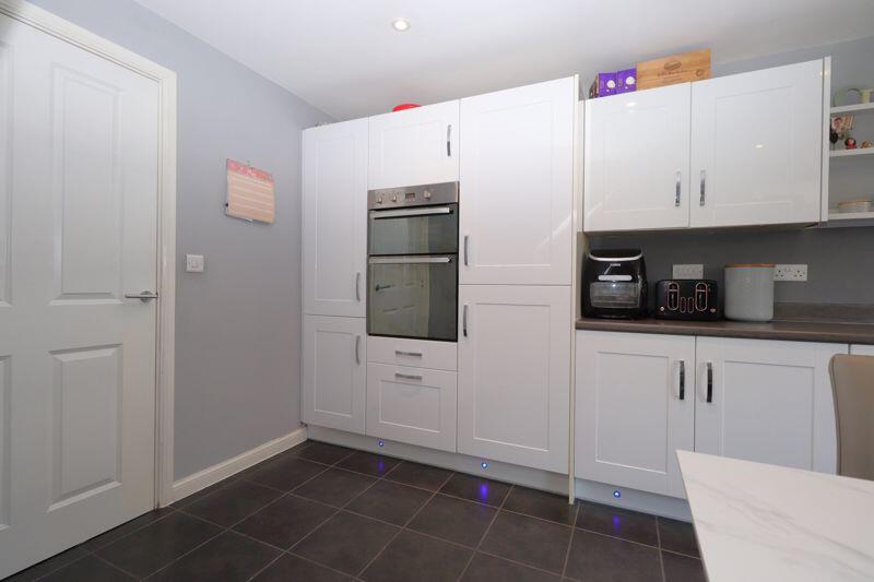 Dining Kitchen (Ground Floor)