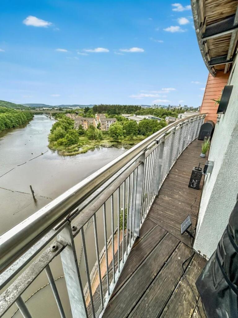 Balcony &amp; Views