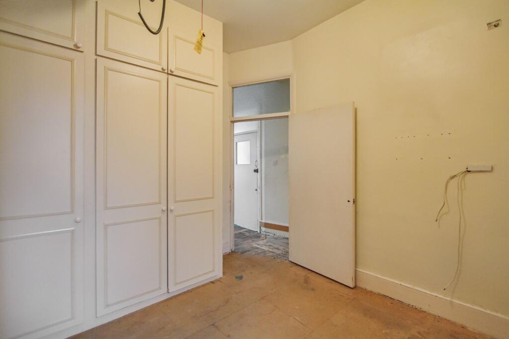 Flat A, 124 Rathcoole Gardens, Hornsey, London, N8 9PG