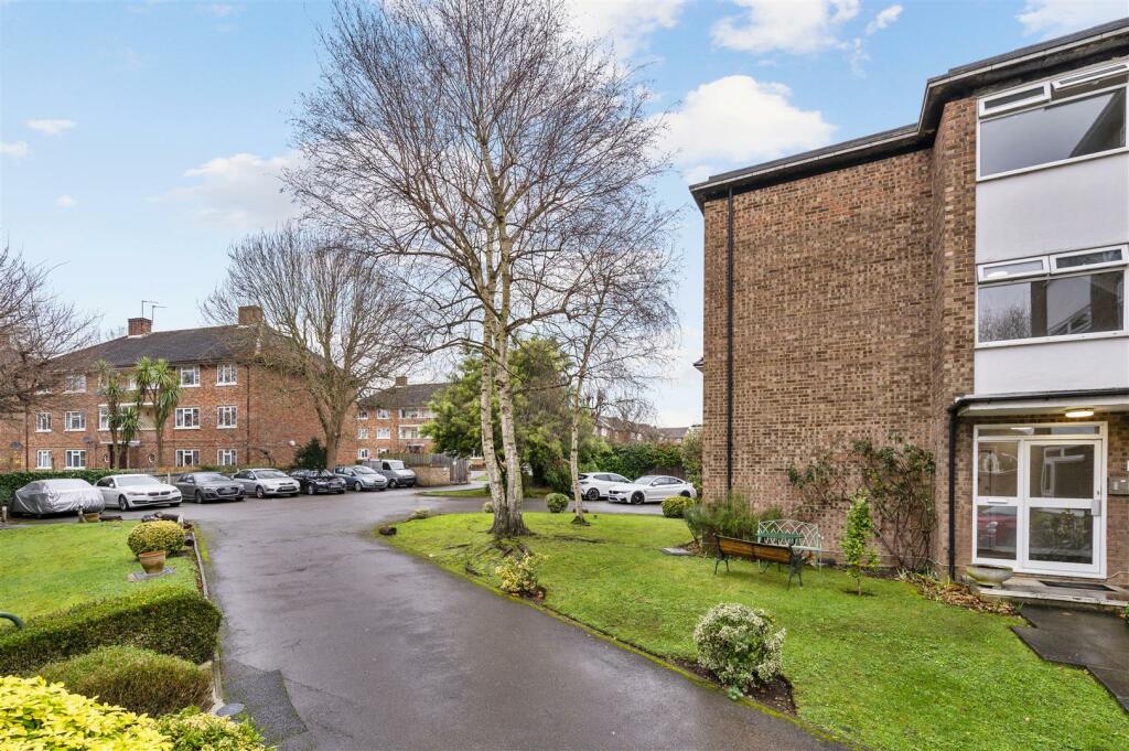 PRENTICE COURT,1.jpg
