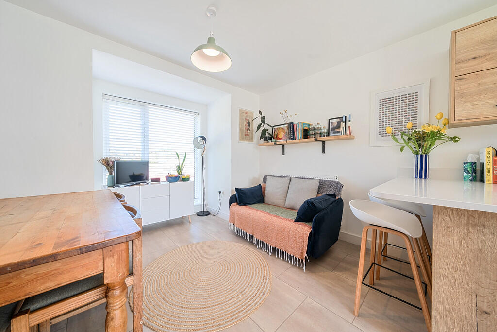 Kitchen/Living/Di...