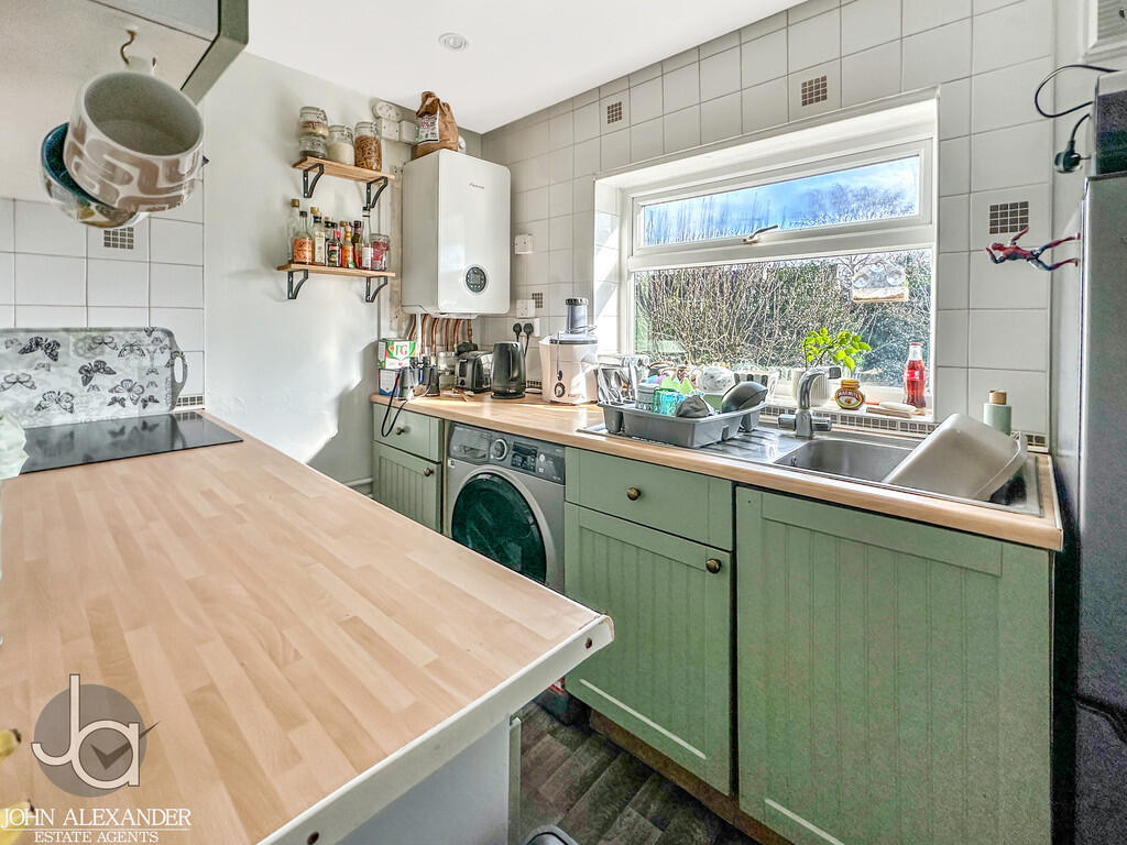 20250305_09505839...