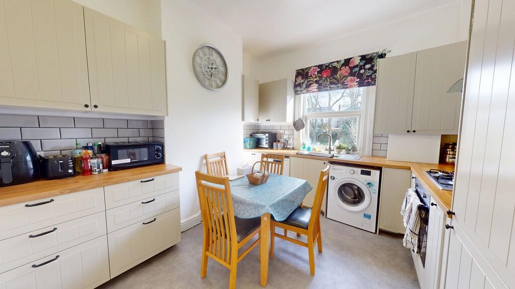 10B-Beatrice-Aven...