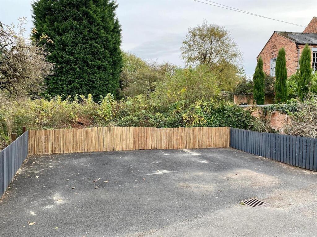 Off-Road Car Parking