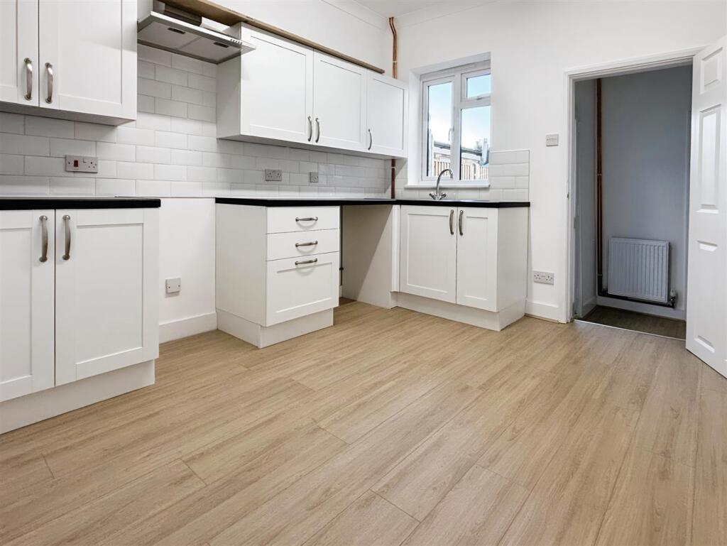 Kitchen/Dining Room
