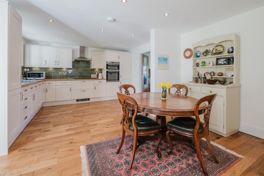 Open Plan Living Din